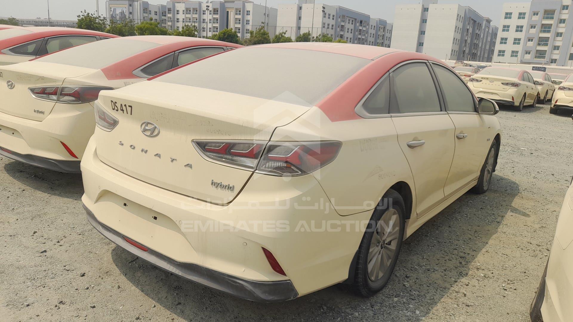 2018 HYUNDAI SONATA VIN: KMHE24135JA081987