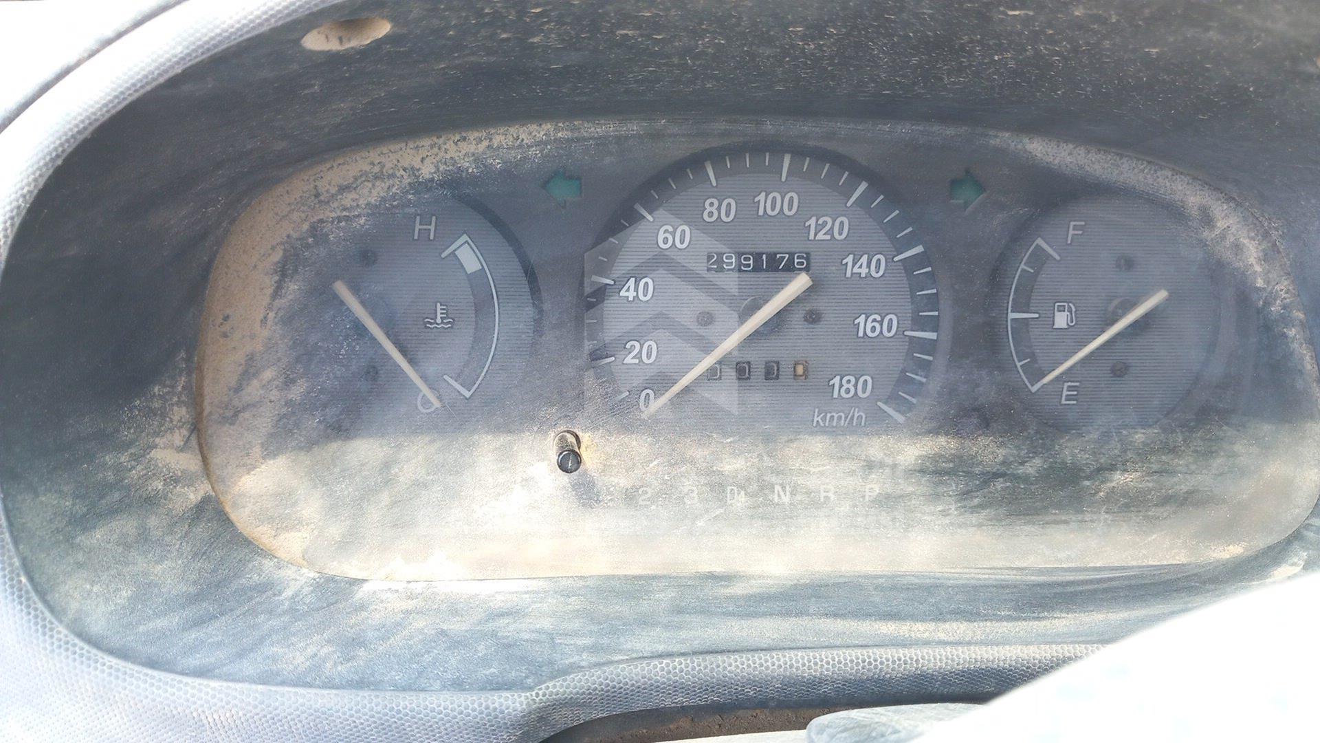 2005 DAIHATSU SIRION VIN: JD1GM100451559349