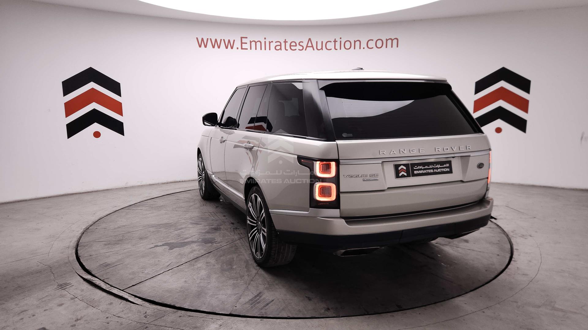 2014 RANGE ROVER VOGUE VIN: SALGA2EF7EA168832