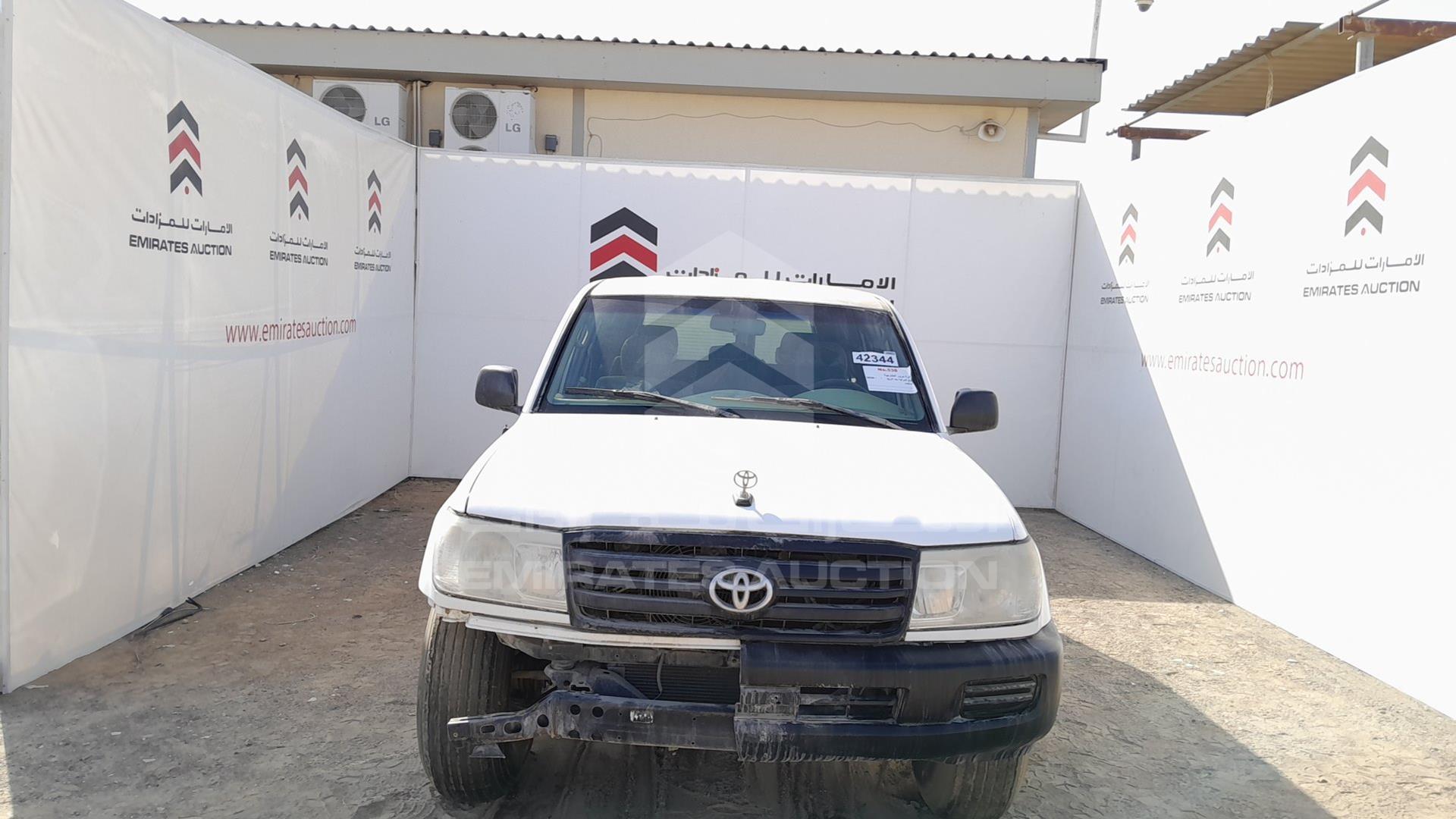 2007 TOYOTA LAND CRUISER VIN: JTGHJ01J273009558