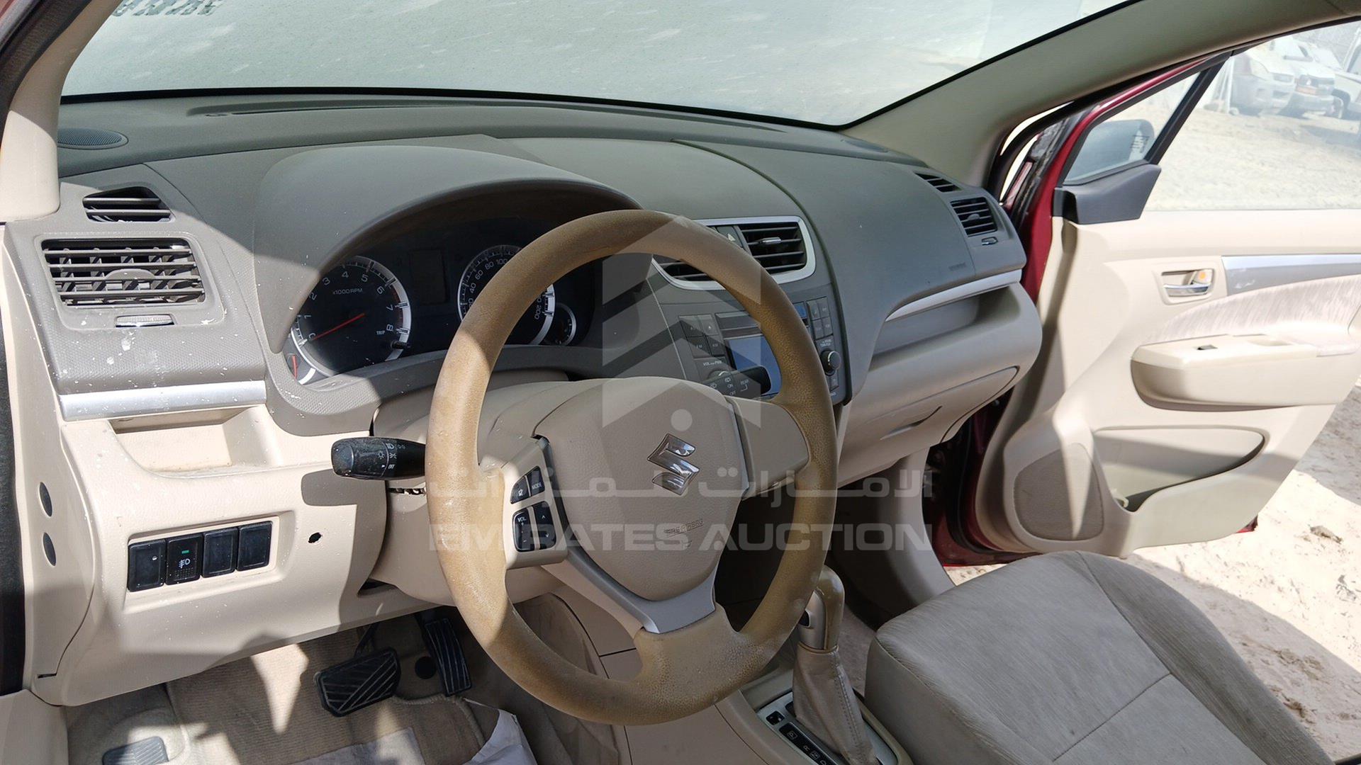 2015 SUZUKI ERTIGA VIN: MA3ZE8A13F0261420