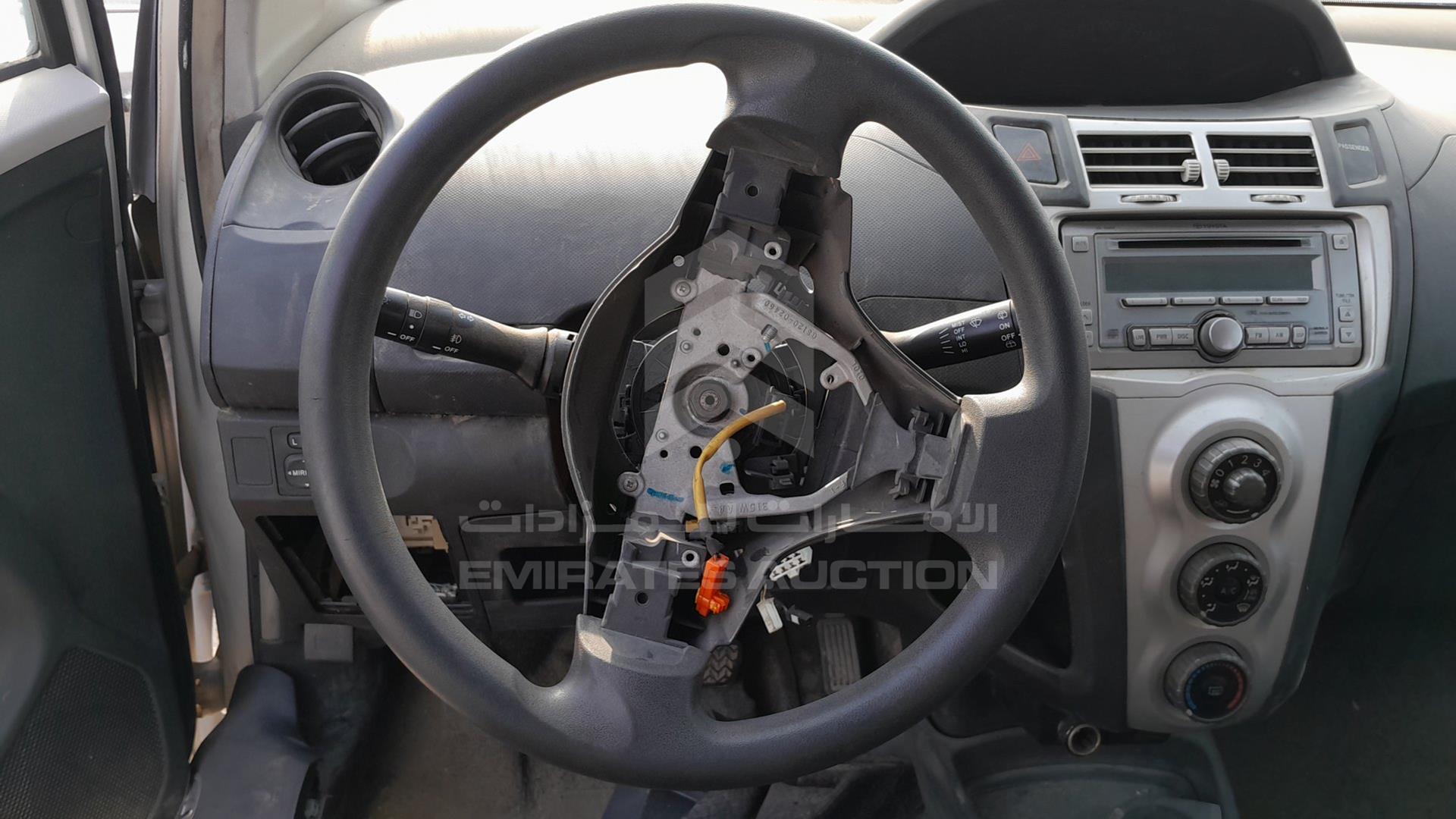 2007 TOYOTA YARIS VIN: JTDKW923675047131