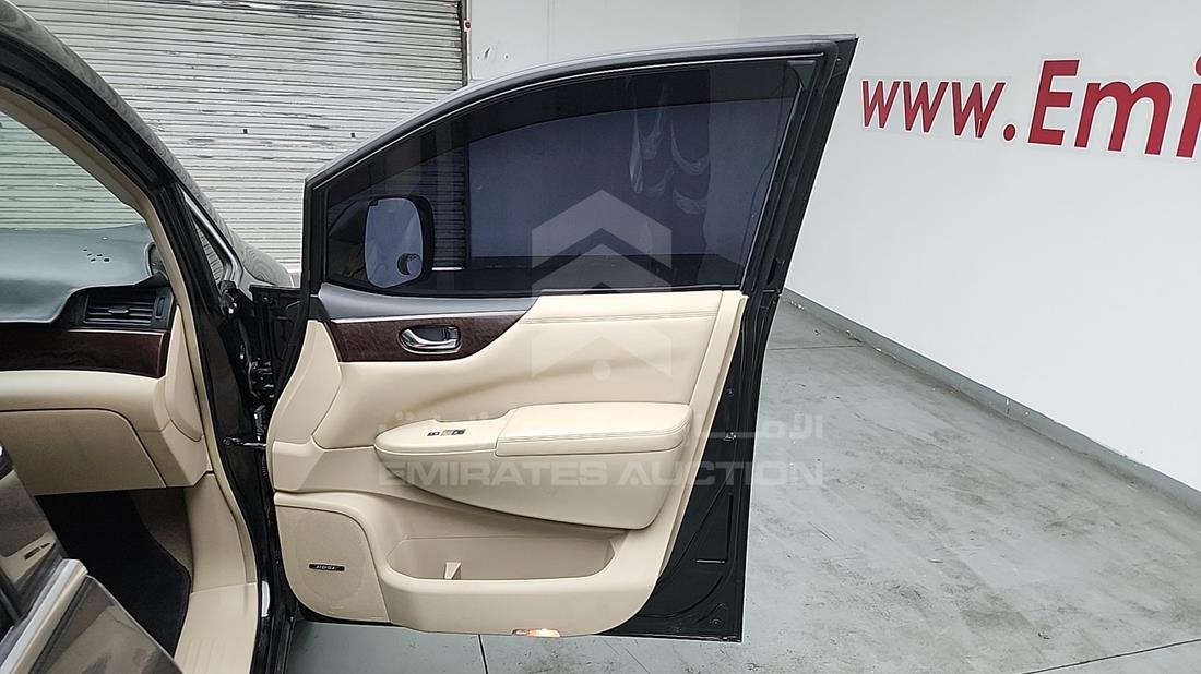 2011 Nissan Quest — Front Right Door — Photo 31