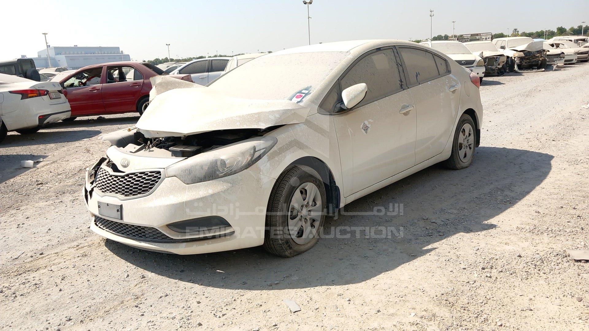 2013 KIA CERATO VIN: KNAFK4111D5806888