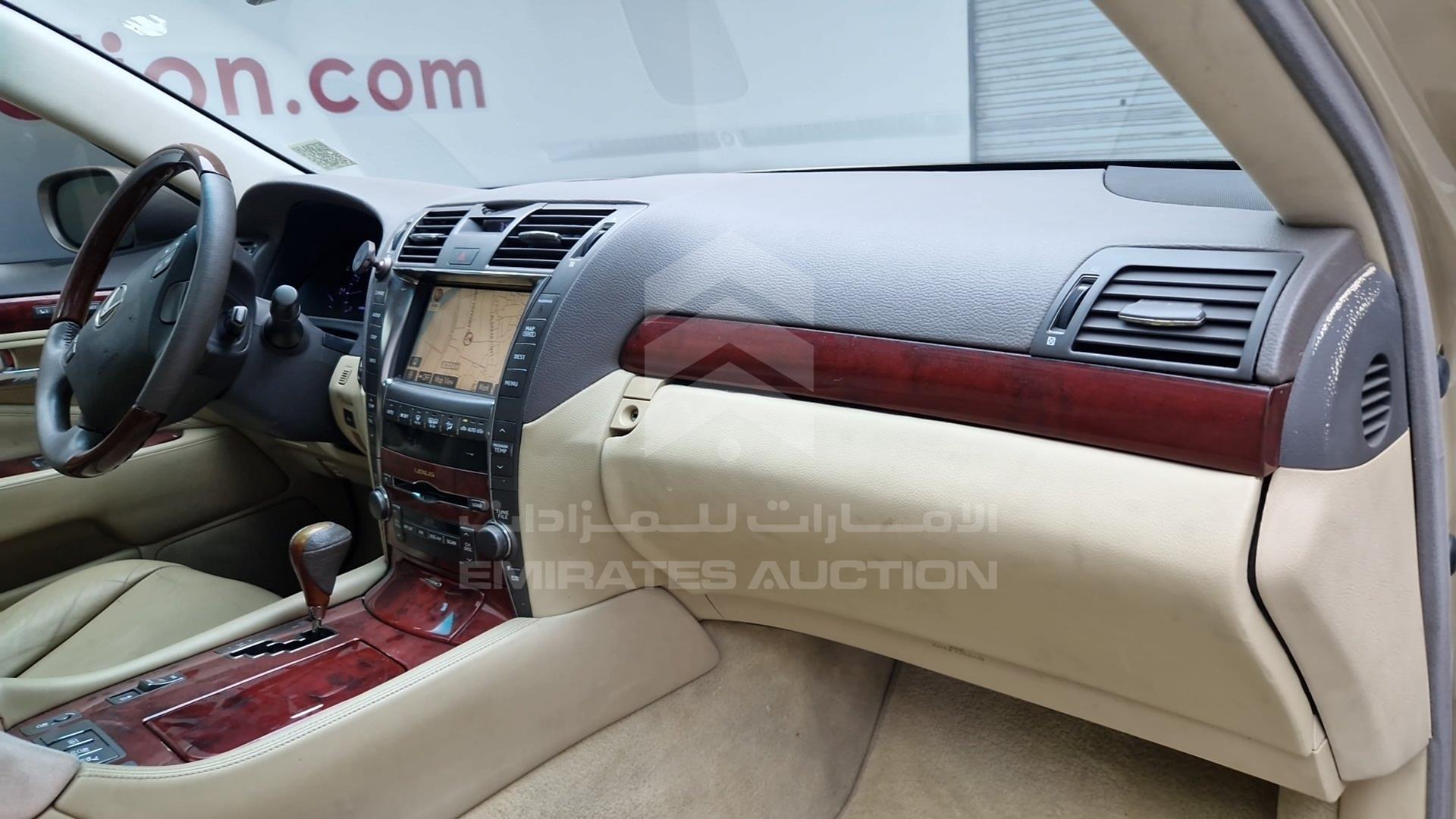 2007 LEXUS LS 460 VIN: JTHBL46F375009550