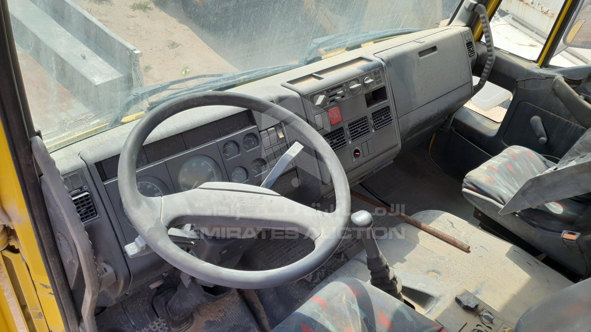 0 IVECO EUROCARGO VIN: ZCFB1HG8002338239
