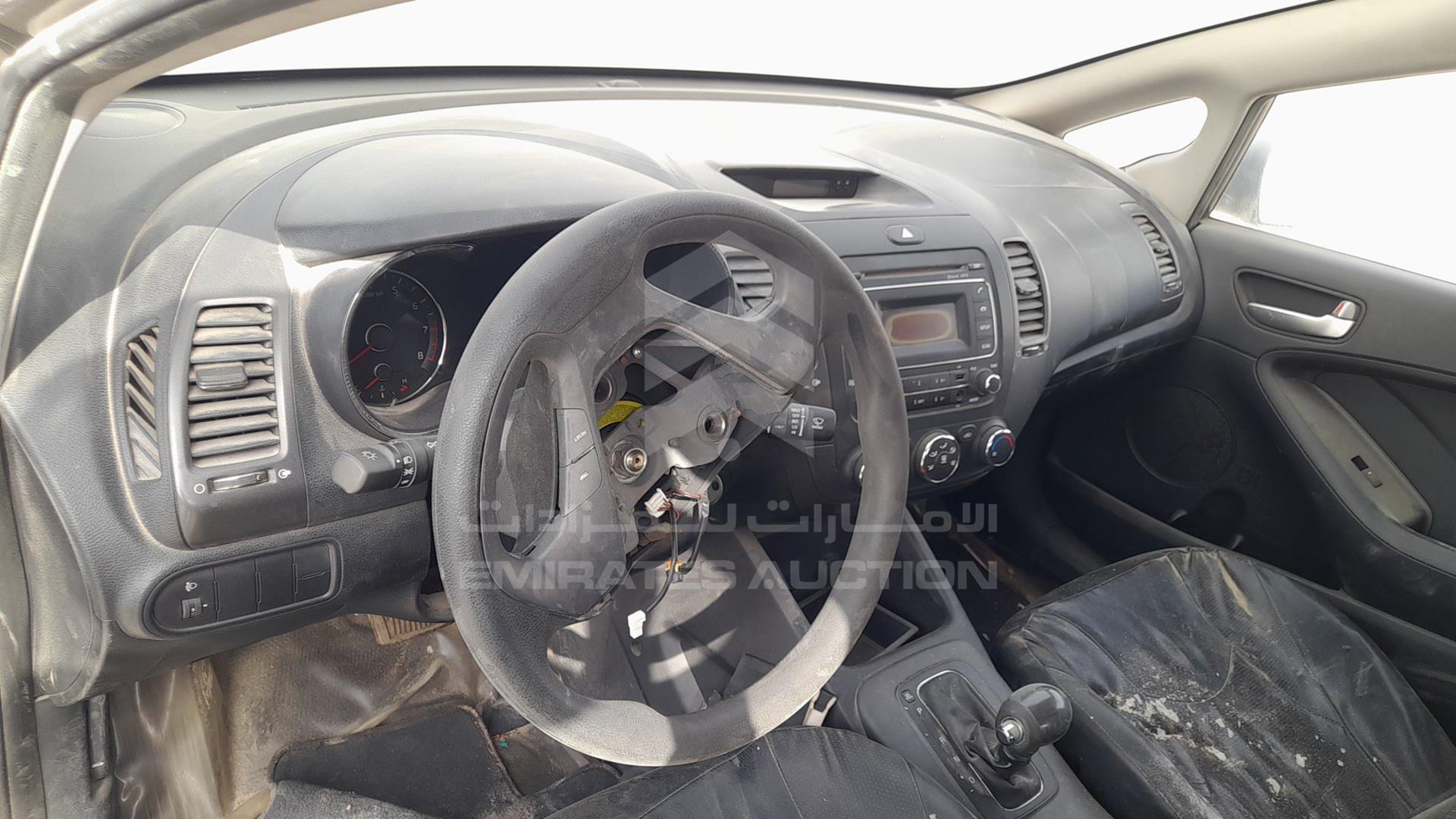2015 KIA CERATO VIN: KNAFJ4113F5891562