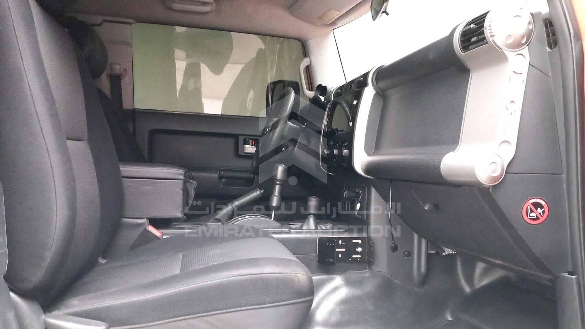 2013 TOYOTA FJ CRUISER VIN: JTEBU11F7DK151283