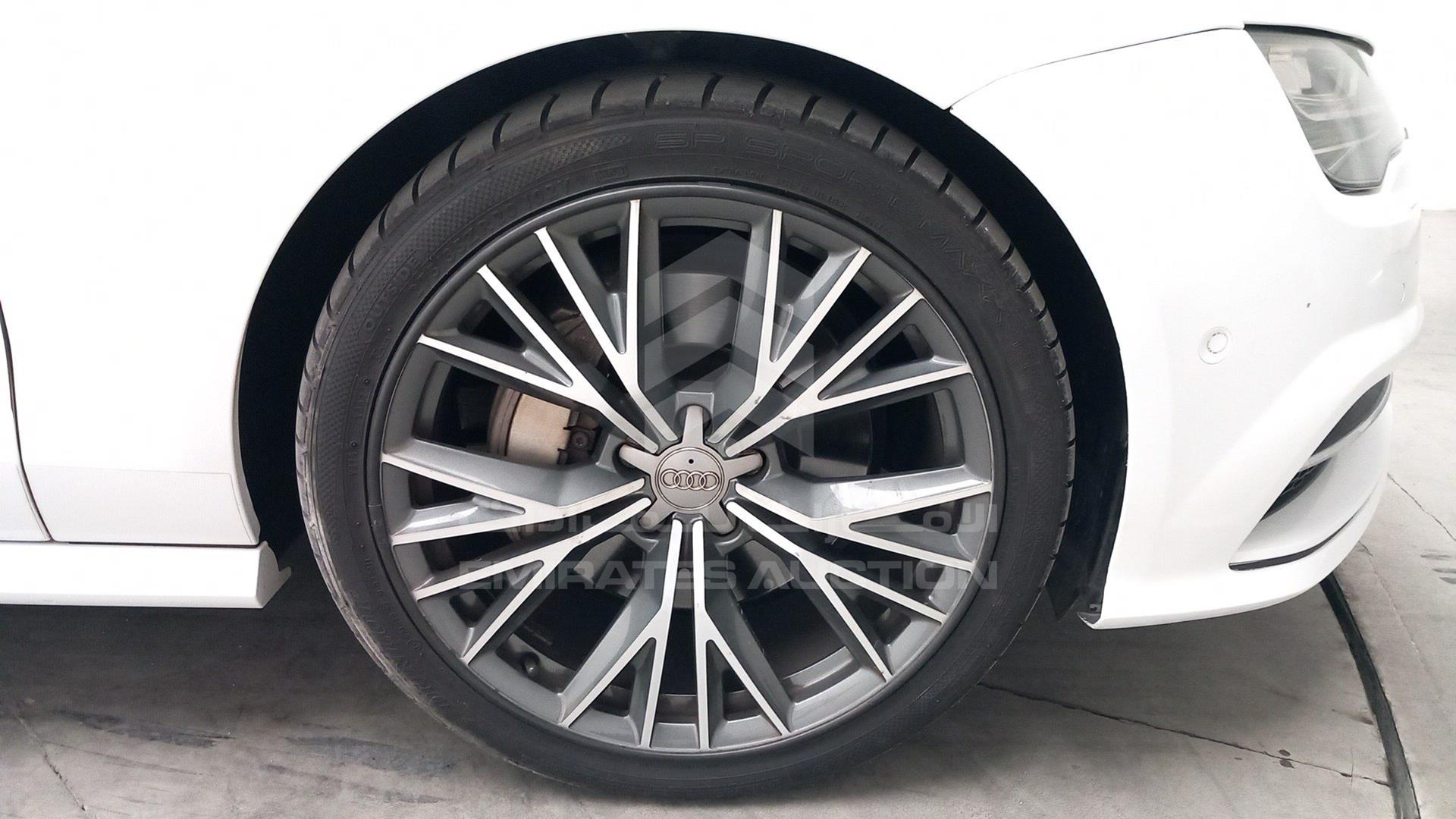 2017 AUDI A7 VIN: WAUSGCFCXHN069555