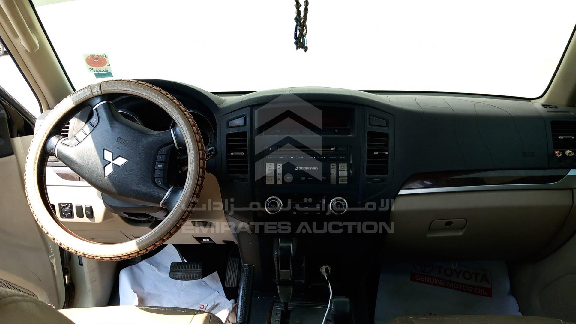 2009 MITSUBISHI PAJERO VIN: JMYLRV93W9J708703