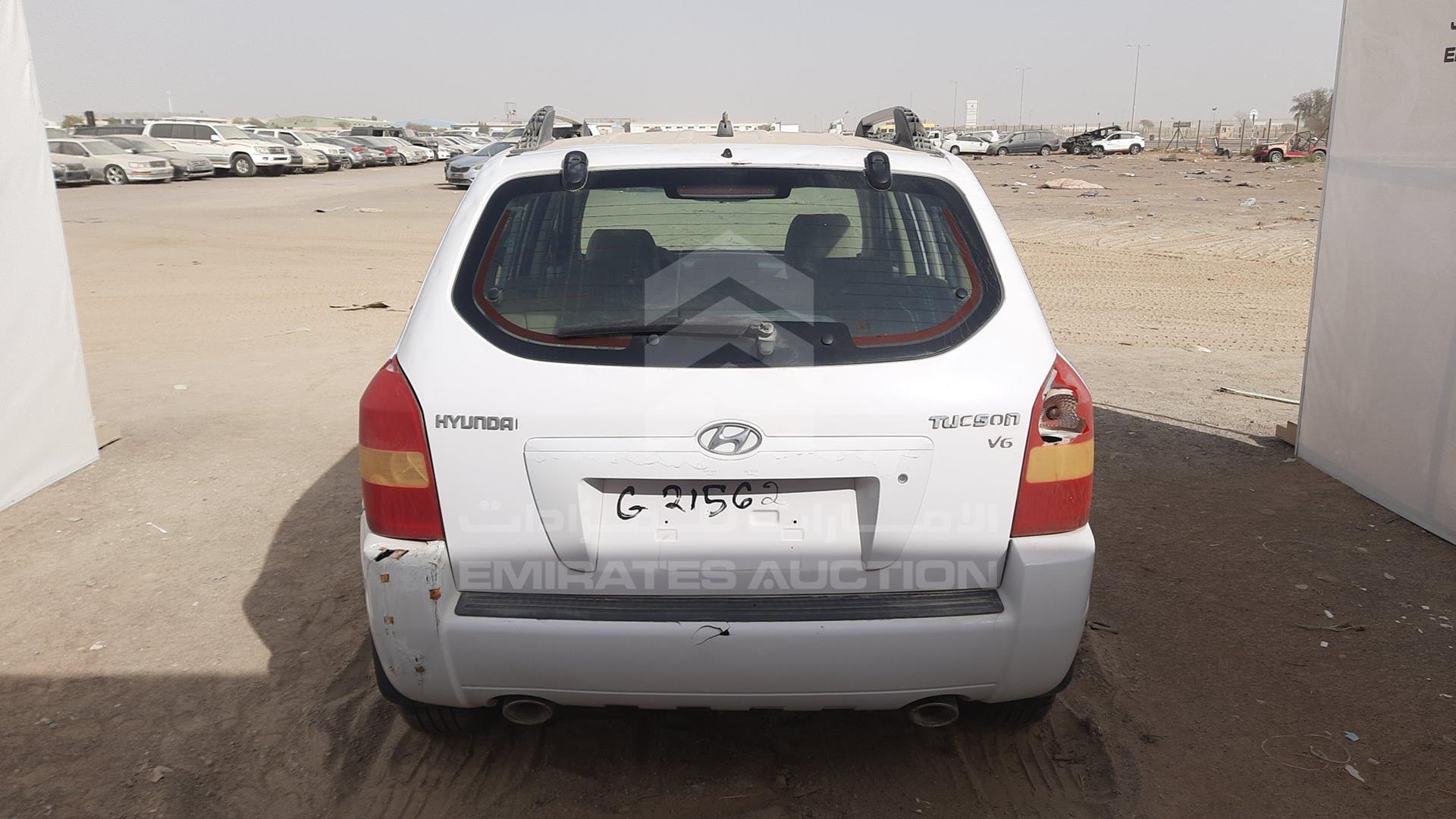 2008 HYUNDAI TUCSON VIN: KMHJM81D08U746604