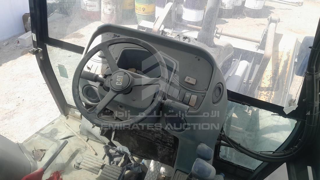كاتربيلر 424 D 2005 — زاوية واجهة الراكب الأمامي الأيمن — صورة 21