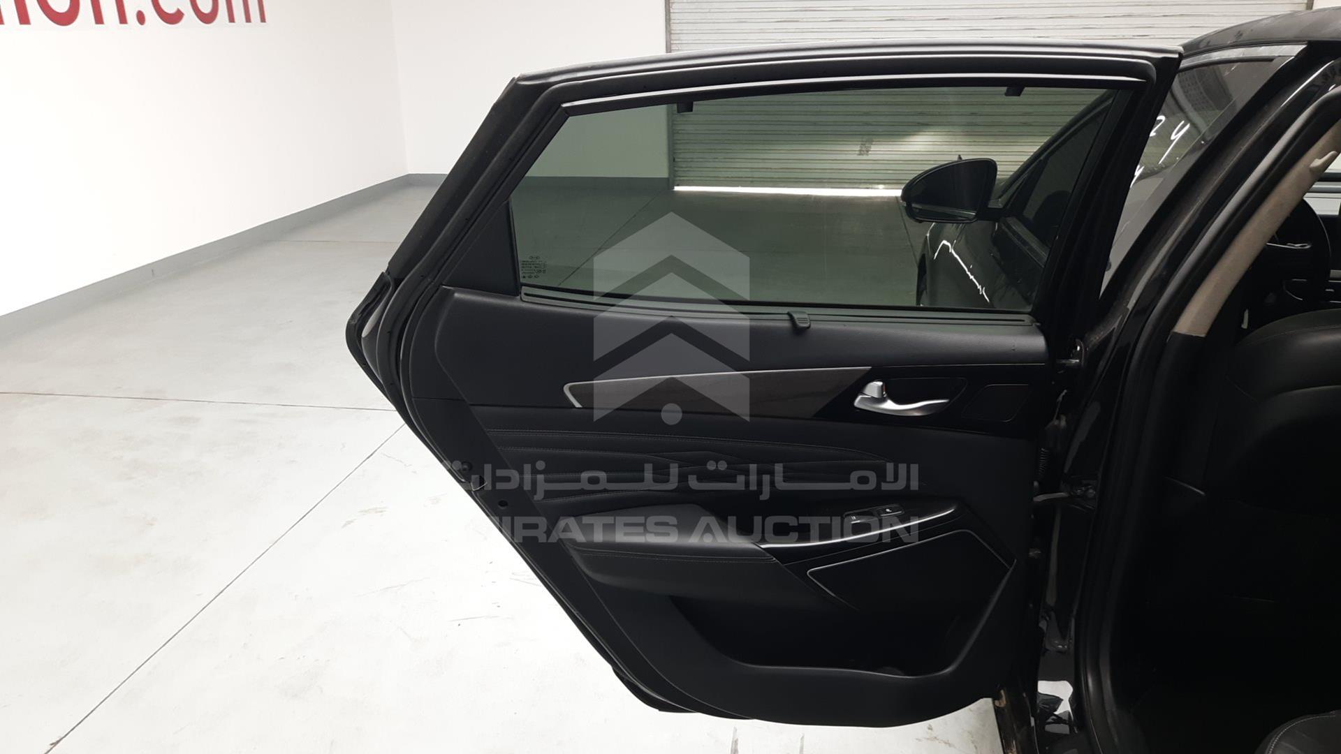 2020 KIA K7 VIN: KNALD416BLA199136