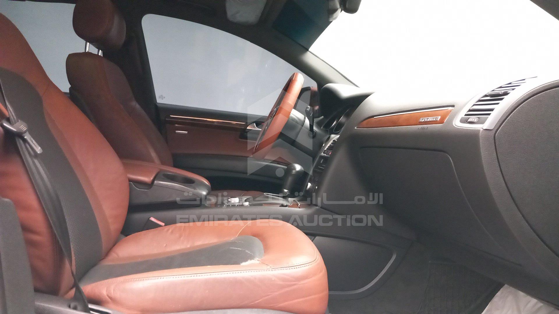 2010 AUDI Q7 VIN: WAUAVD4L4AD032801