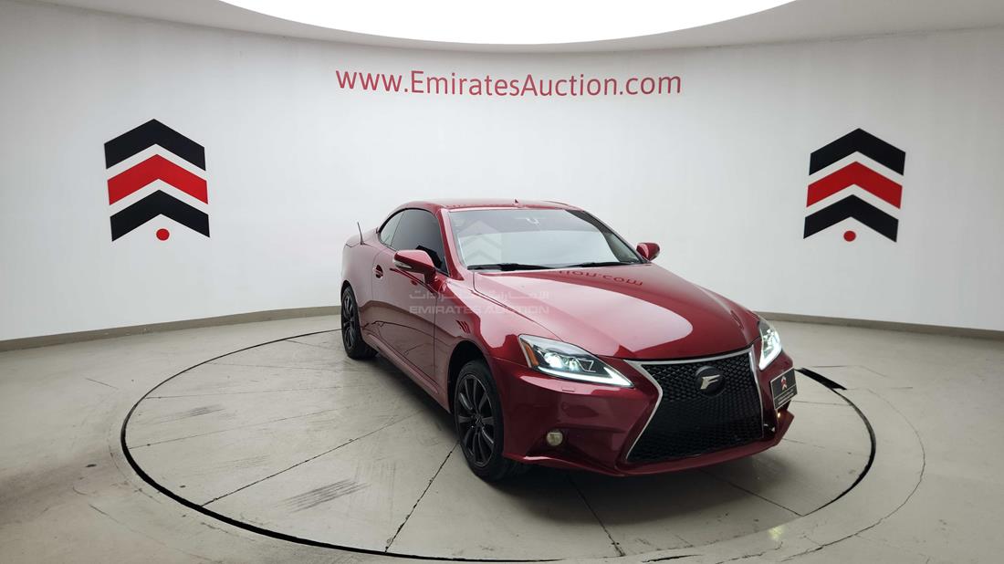 2010 Lexus IS 350 — Front Right Angle — Photo 11