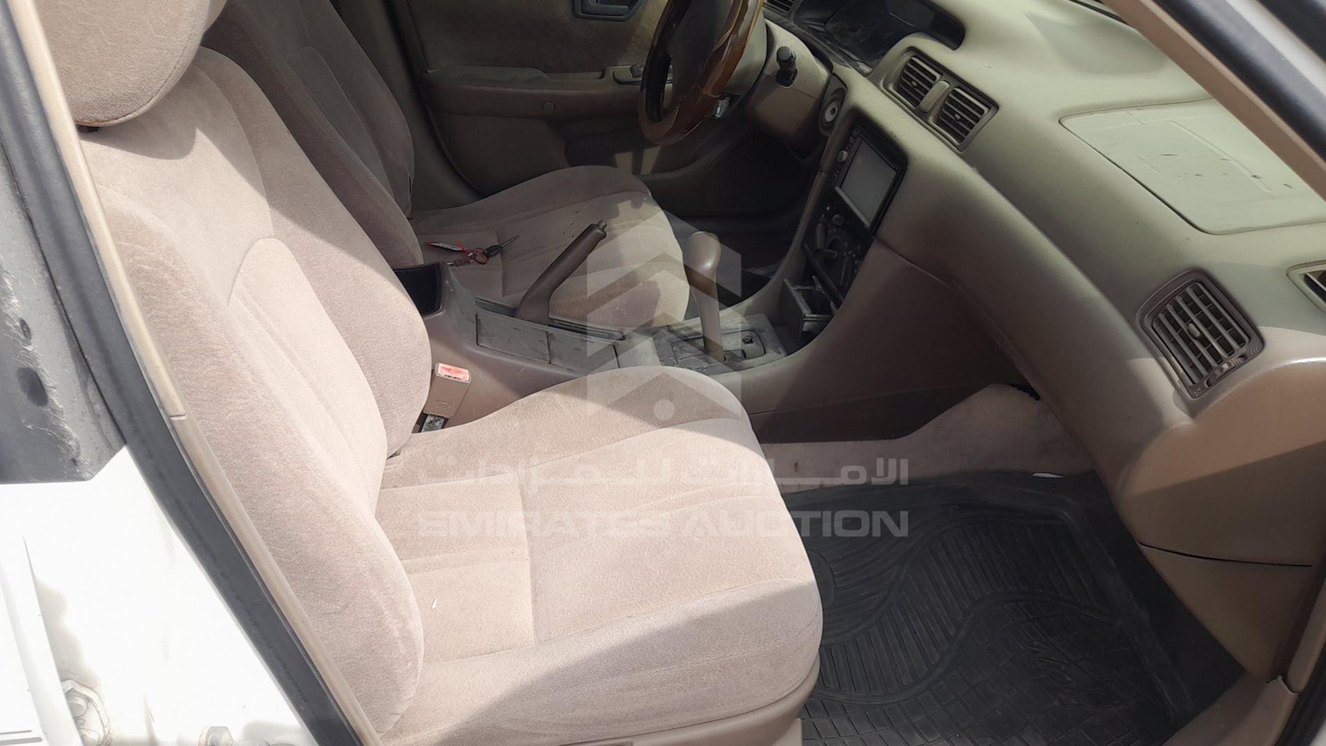 1999 TOYOTA CAMRY VIN: 4T1BG22K2XU889011