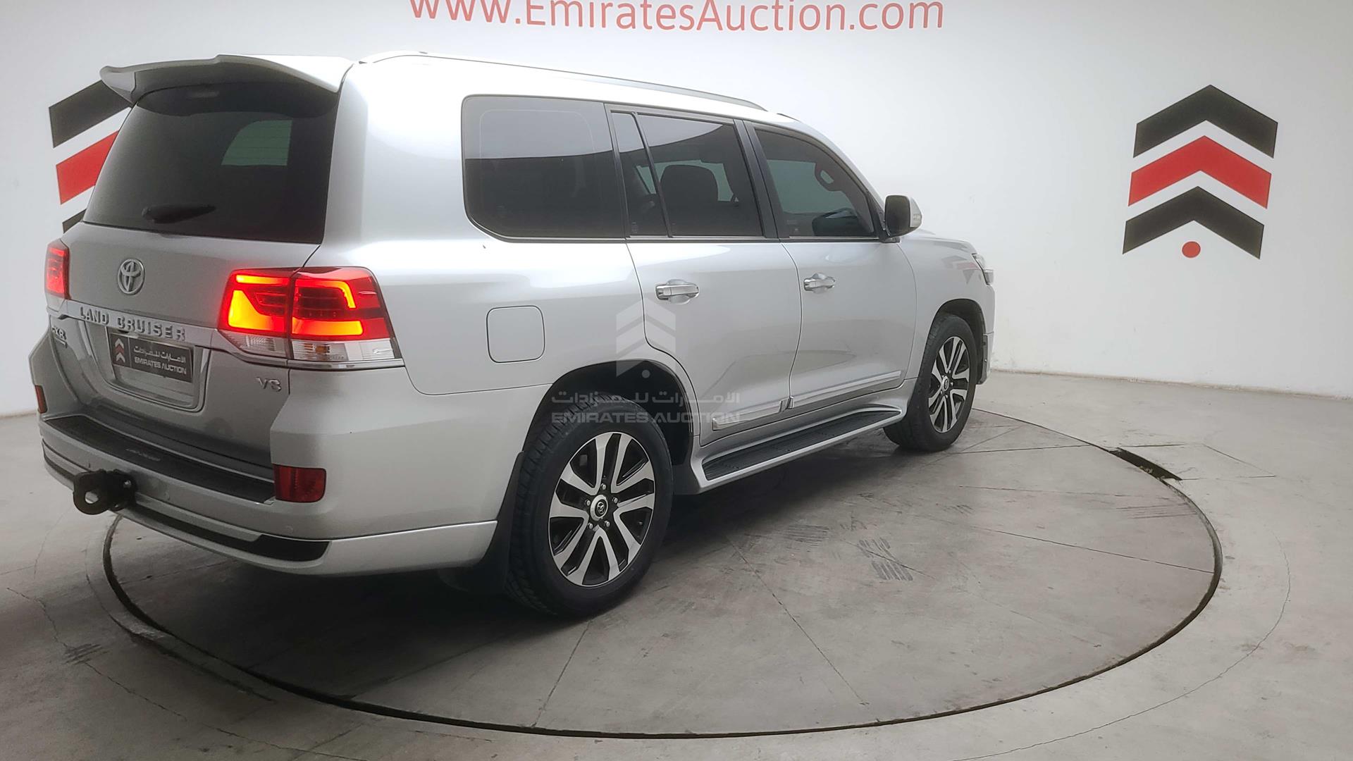 2019 TOYOTA LAND CRUISER VIN: JTMHX01J6K4189139