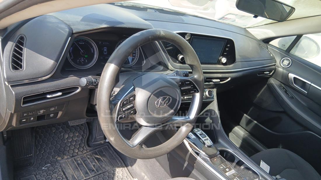 2021 Hyundai Sonata Hybrid — Front Left Driver Dashboard View — Photo 12