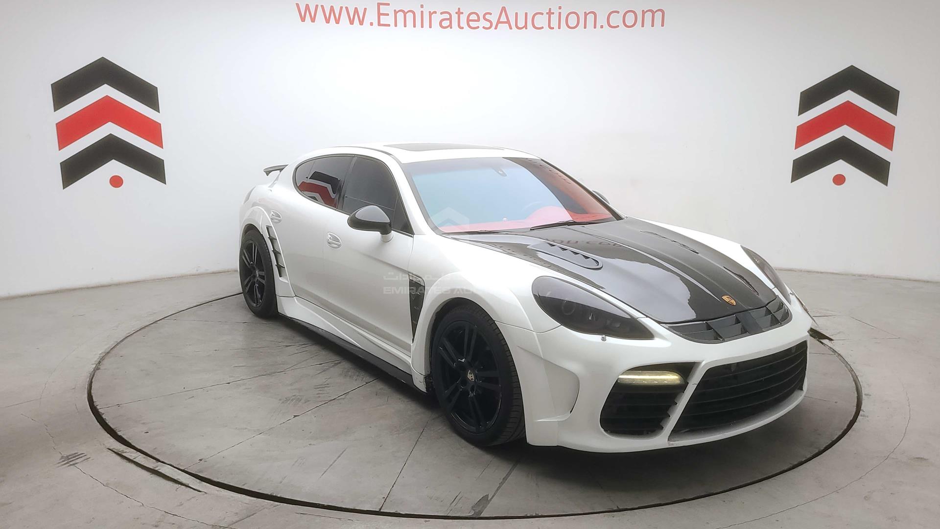2011 PORSCHE PANAMERA VIN: WP0ZZZ97ZBL004748