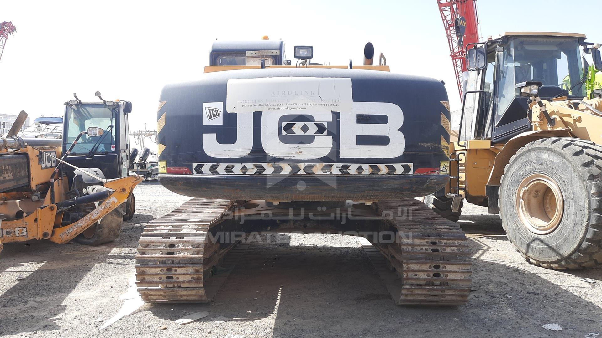 2015 JCB JS205 VIN: PUNJE20BV02359661