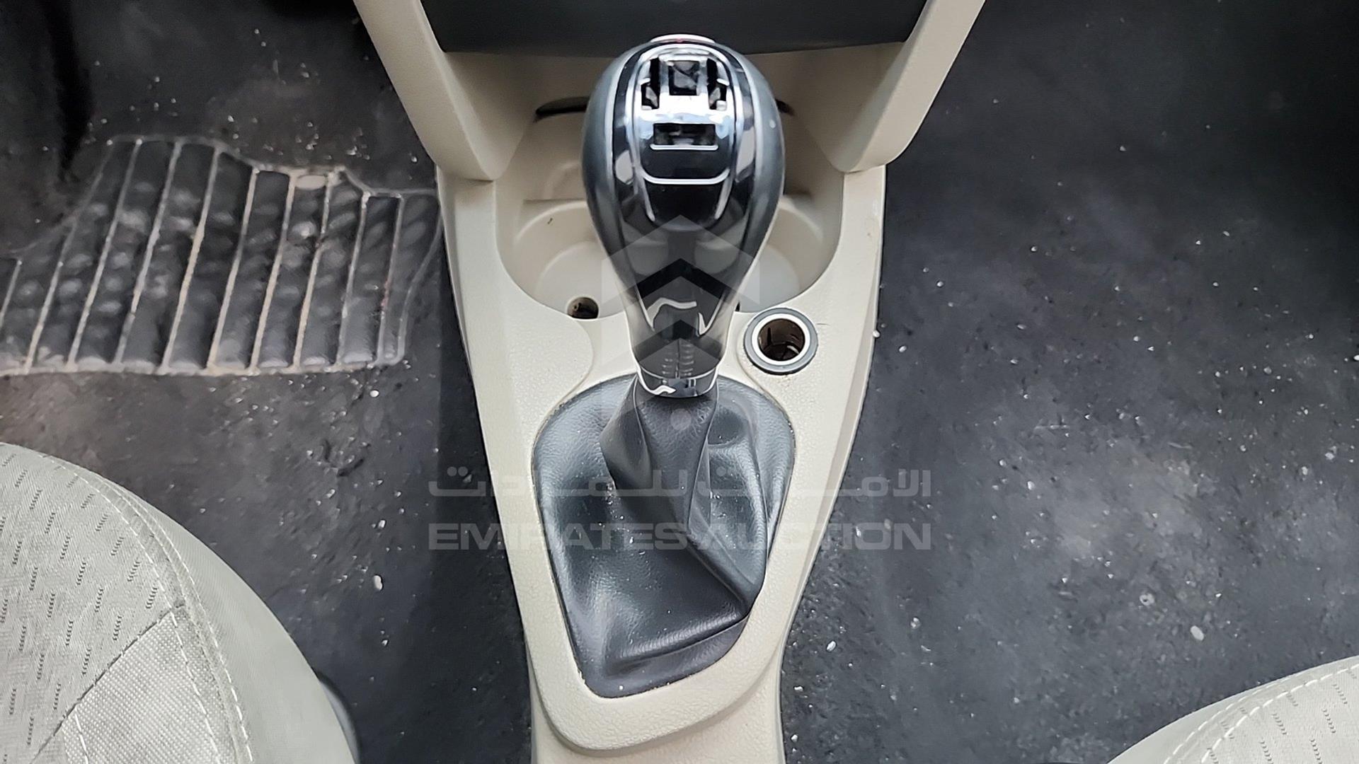 2017 RENAULT SYMBOL VIN: VF14SRAB3HT518791