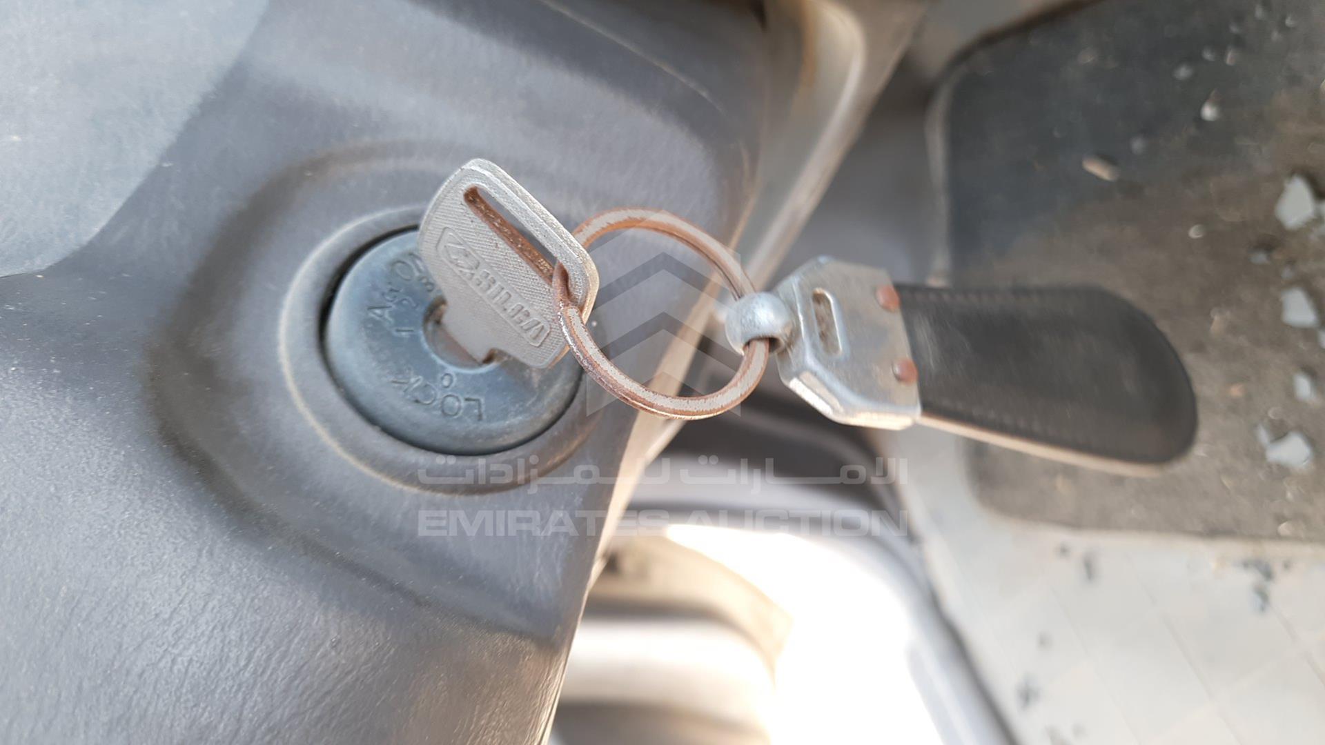 2005 NISSAN PICKUP VIN: JN6DD23S35X170590