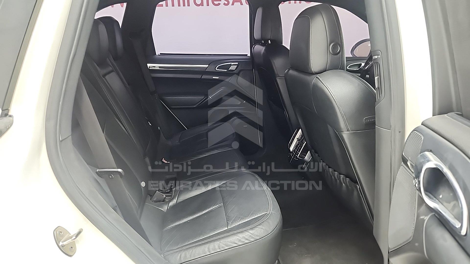 2011 PORSCHE CAYENNE VIN: WP1ZZZ92ZBLA41457