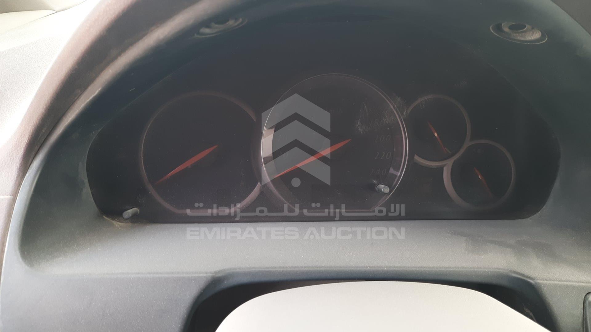 2005 MITSUBISHI GRANDIS VIN: JMYLRNA4W5Z703587
