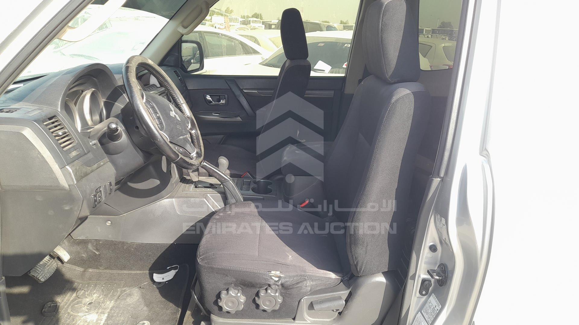 2016 MITSUBISHI PAJERO VIN: JMYMRV85WGJ710495