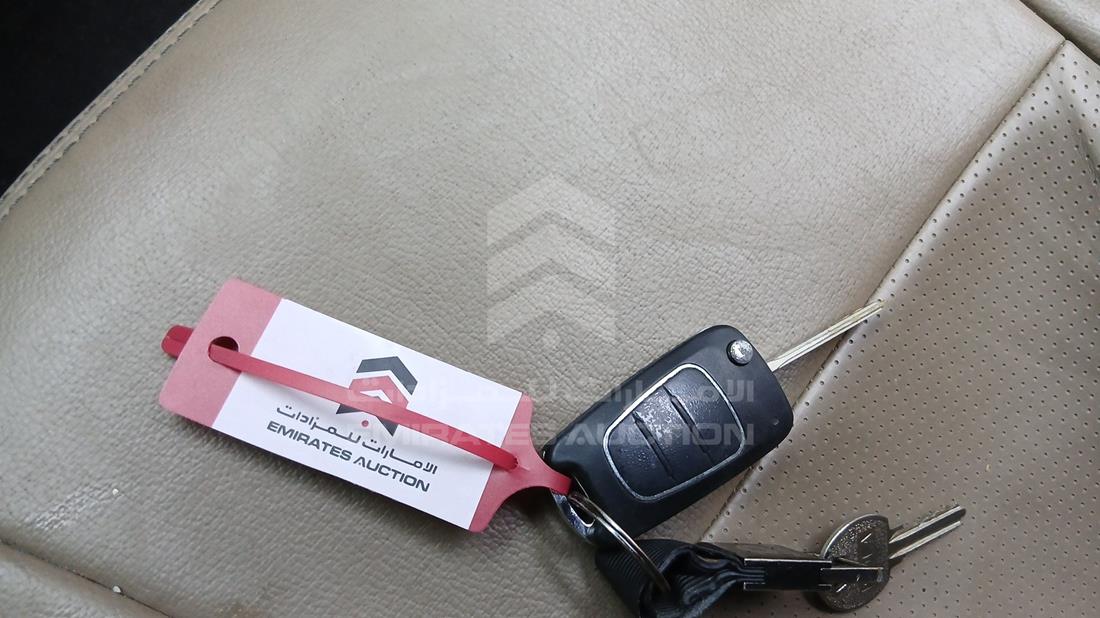 2014 Kia Sorento — Keys — Photo 8