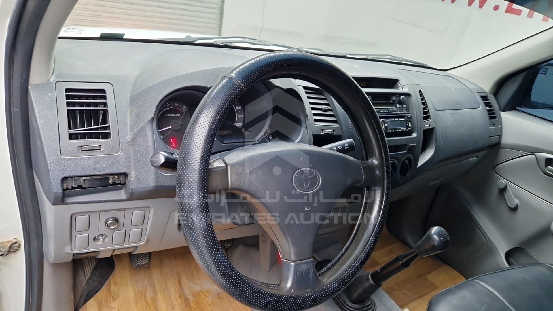 2008 TOYOTA HILUX VIN: MR0EX12G782305420