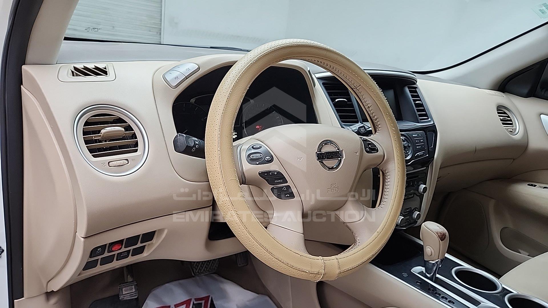2015 NISSAN PATHFINDER VIN: 5N1AR2M54FC664462
