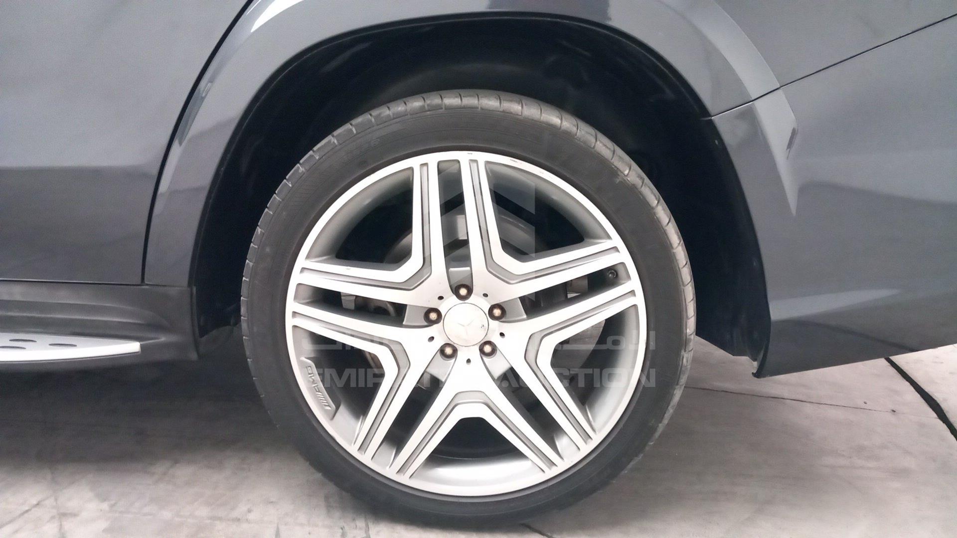 2014 MERCEDES GL 500 VIN: WDCDF7DE1EA375292