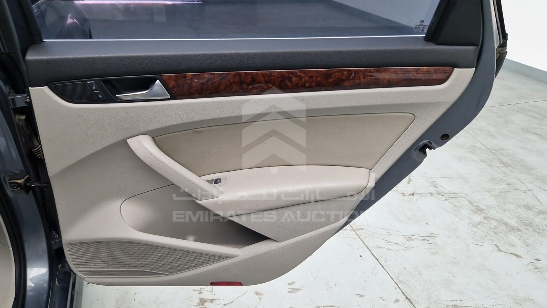 2013 VOLKSWAGEN PASSAT VIN: WVWCR7A35DC036730