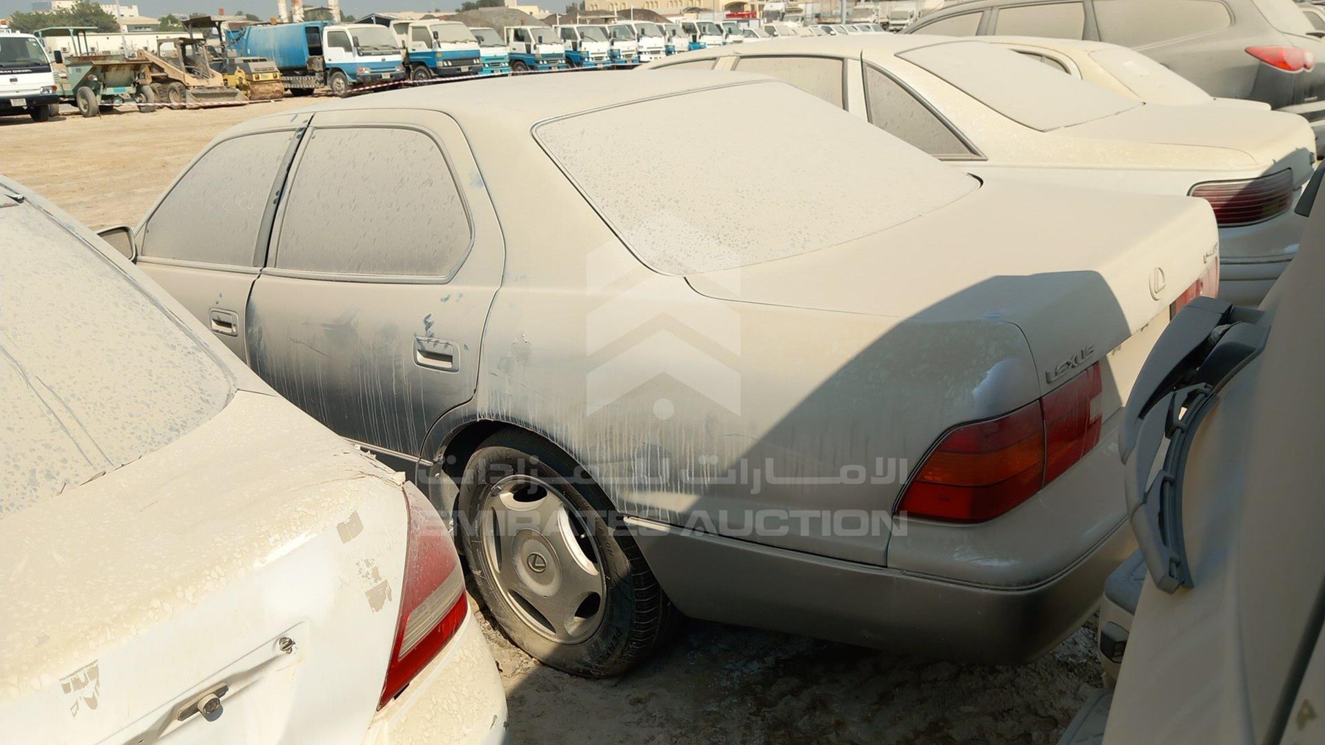 1999 LEXUS LS400 VIN: JT8BH28F3X0146164