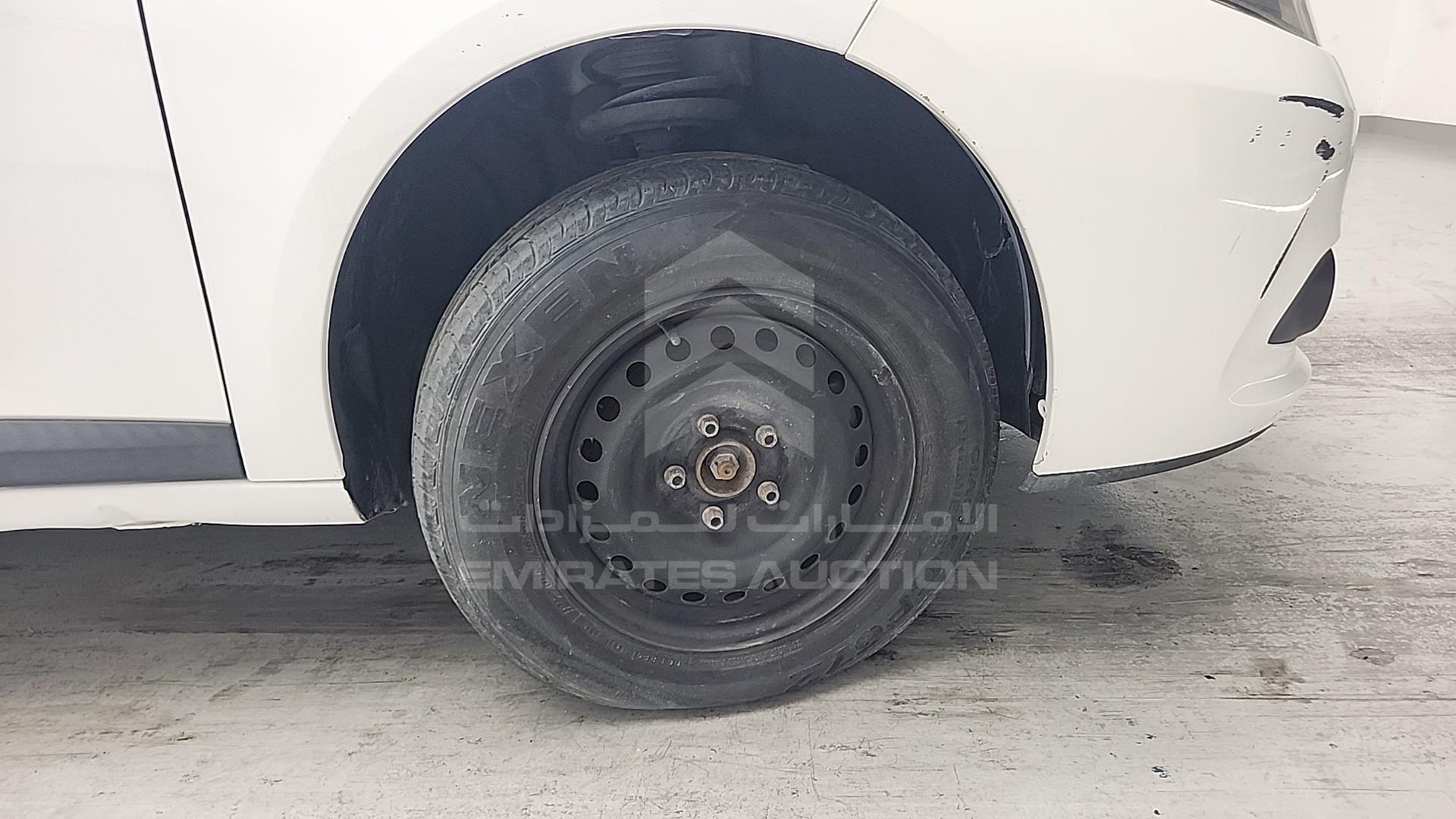 2014 RENAULT FLUENCE VIN: VF1LZLET1EC281995