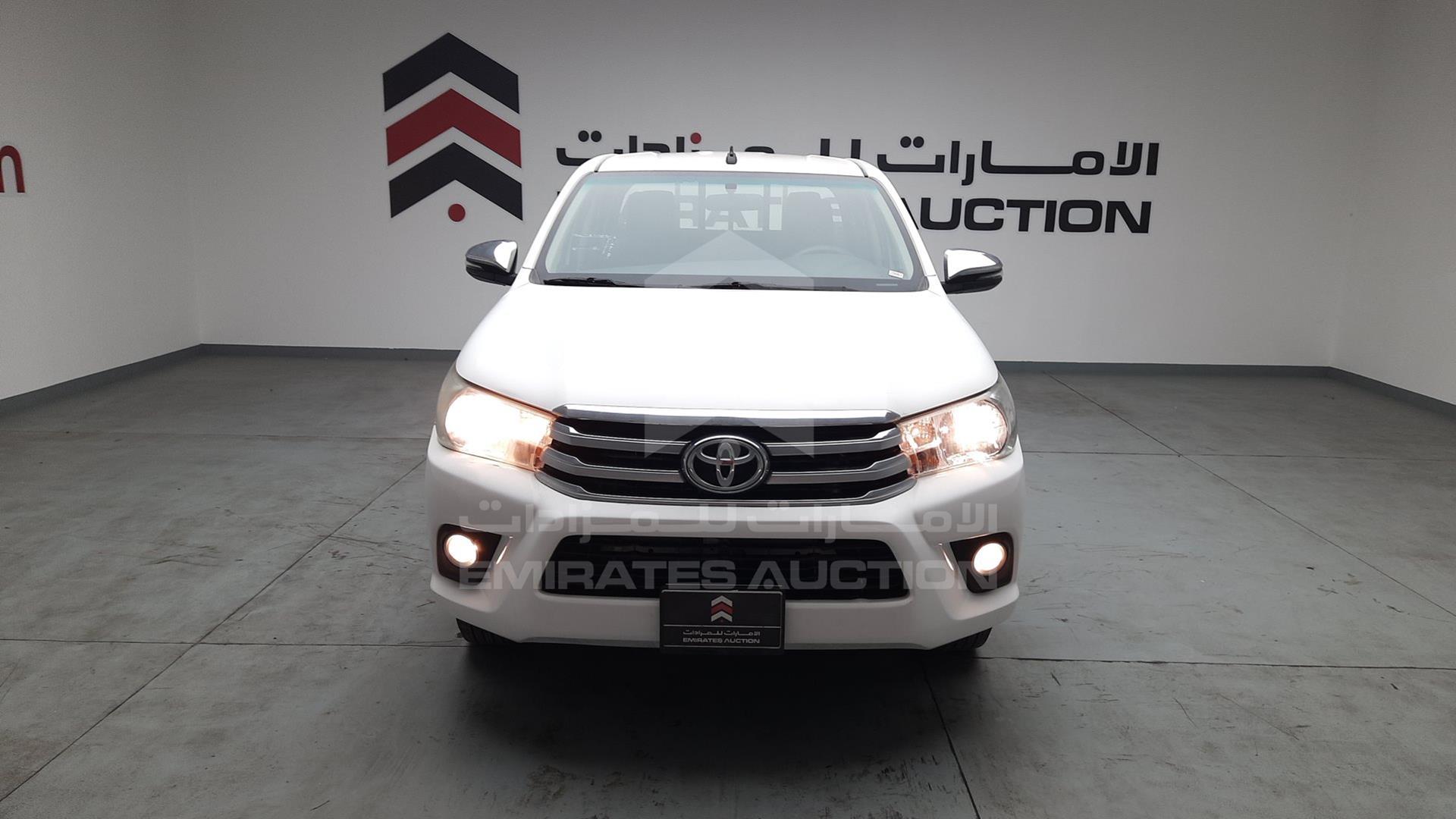 2019 TOYOTA HILUX VIN: MR0JX9CD1K4085172