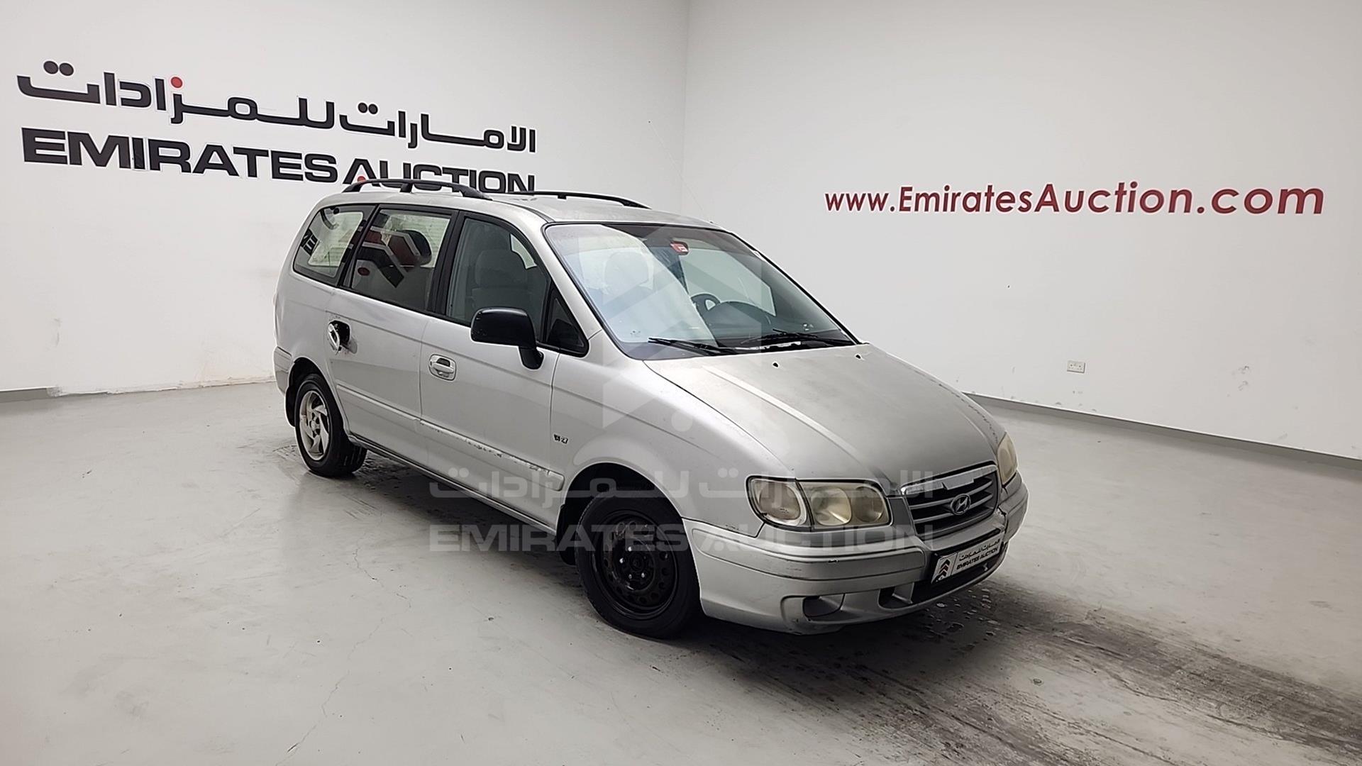 2007 HYUNDAI TRAJET VIN: KMHMG81C07U303668