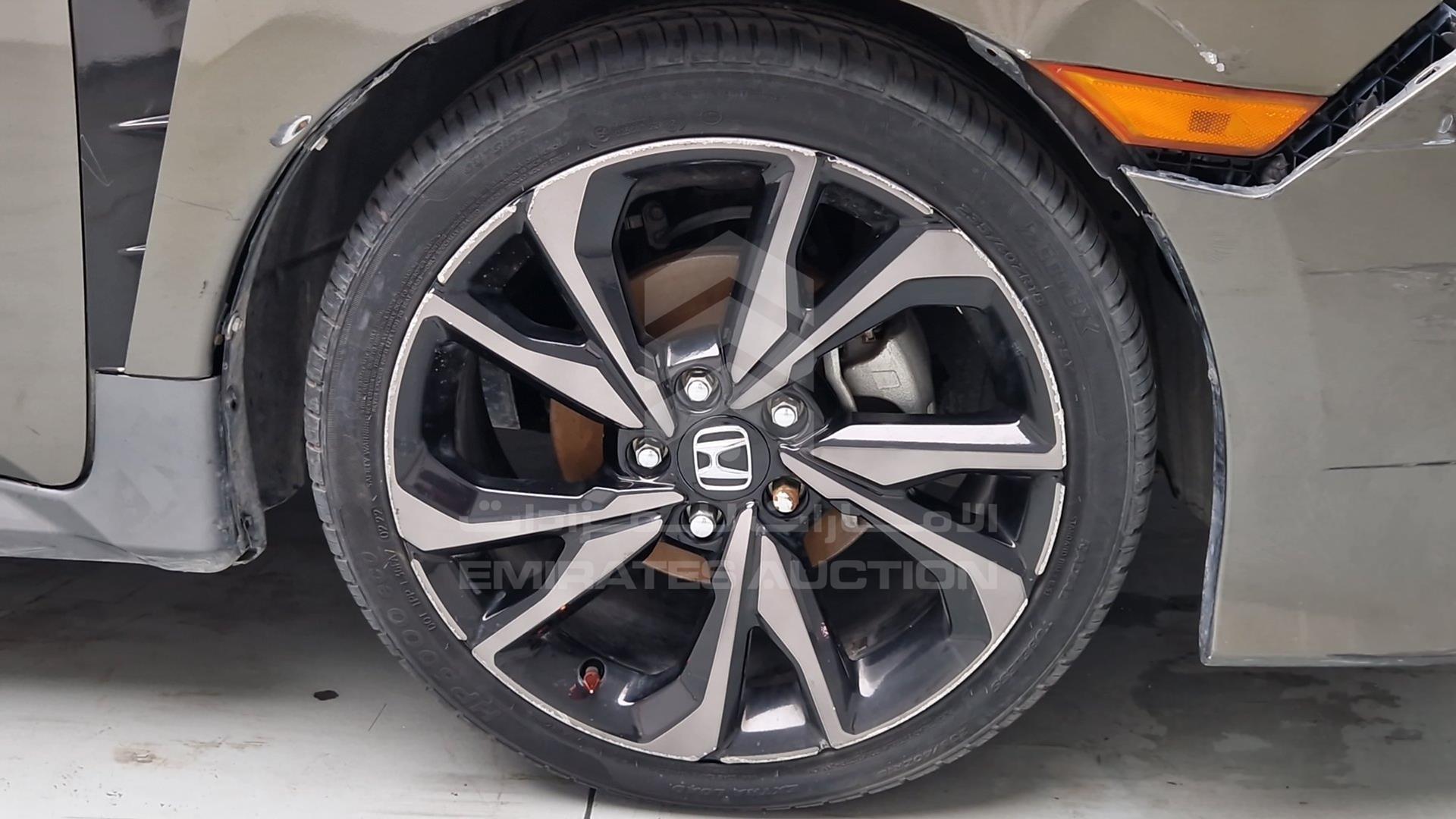2020 HONDA CIVIC VIN: SHHFK7H39LU413325