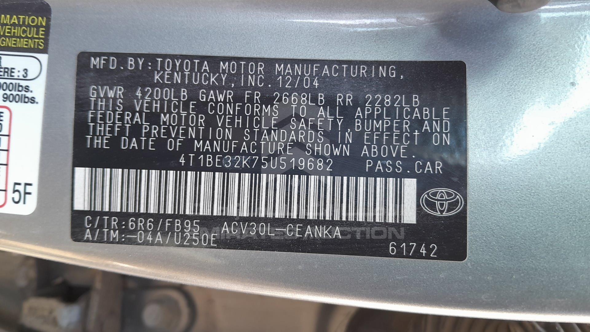 2005 TOYOTA CAMRY VIN: 4T1BE32K75U519682