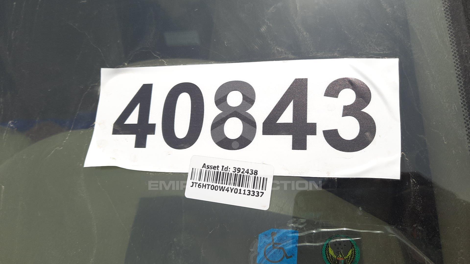 2000 LEXUS LX 470 VIN: JT6HT00W4Y0113337
