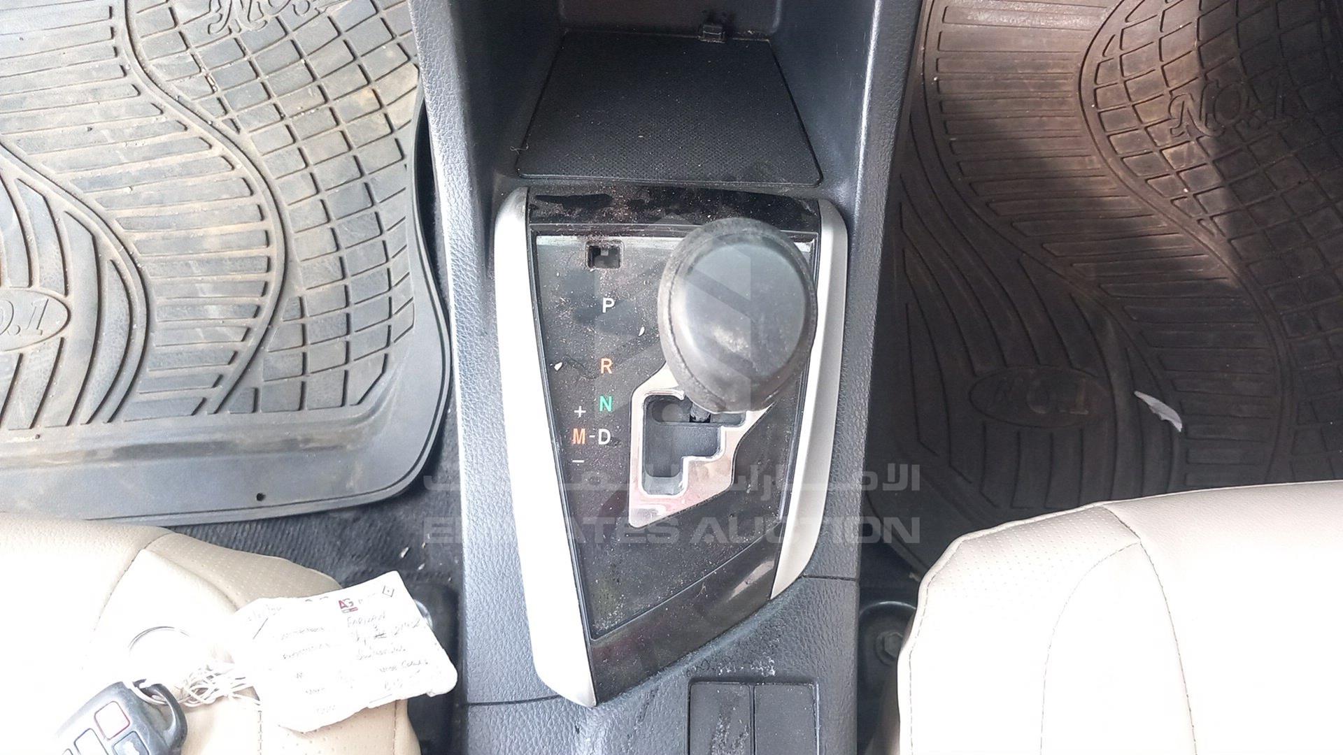 2016 TOYOTA COROLLA VIN: RKLBB9HE4G5156498