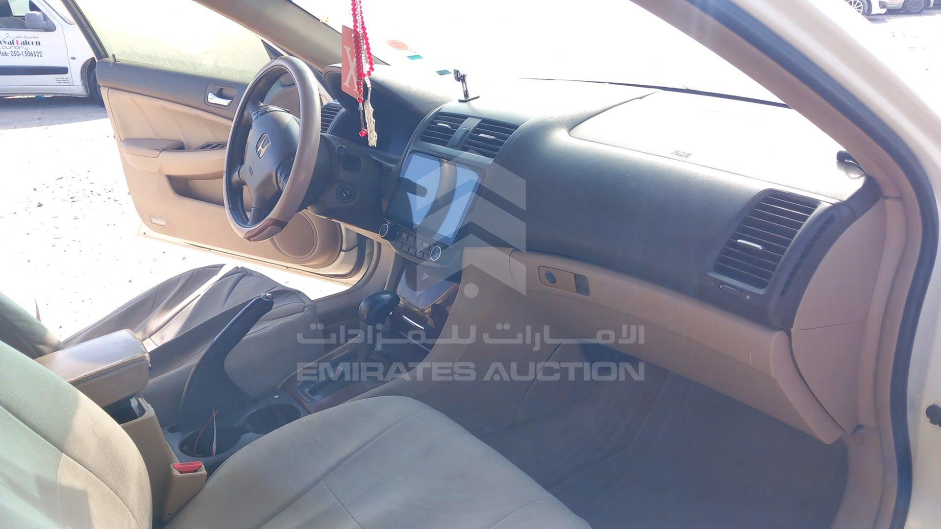 2006 HONDA ACCORD VIN: JHMCM66826C400147