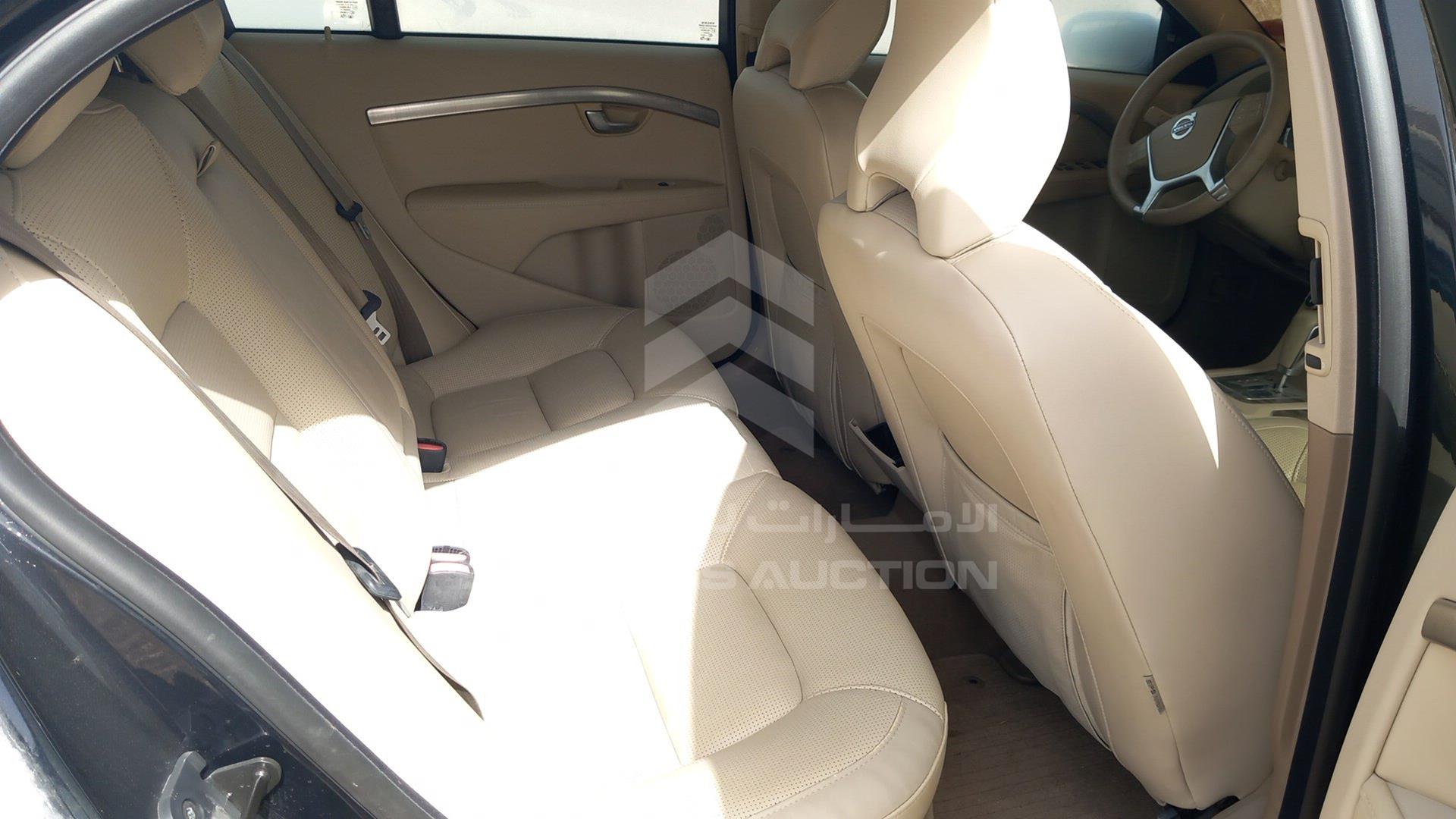 2011 VOLVO S 80 VIN: YV1AS6052B1138286