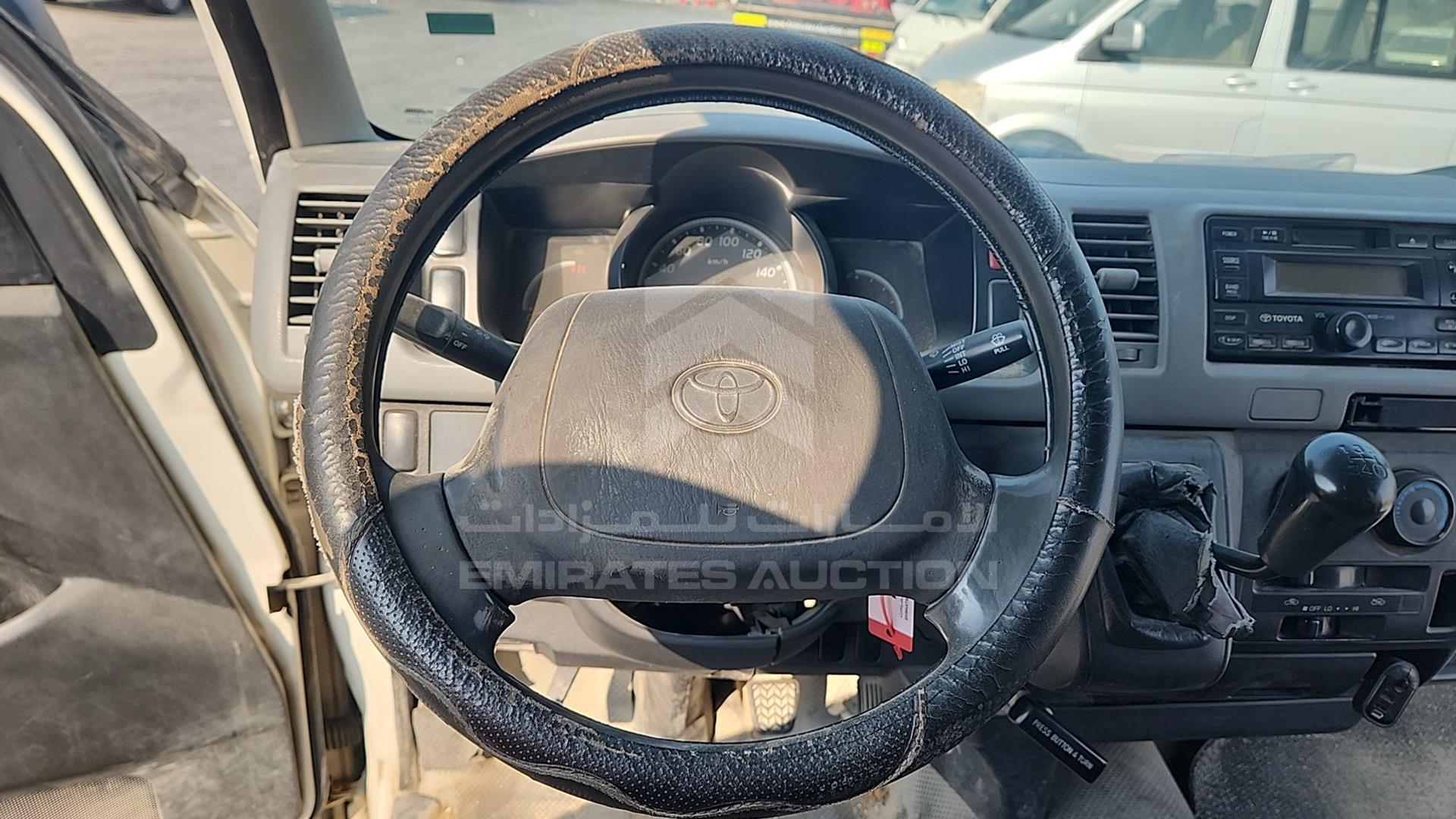 2009 TOYOTA HIACE VIN: JTFHX02PX90037361