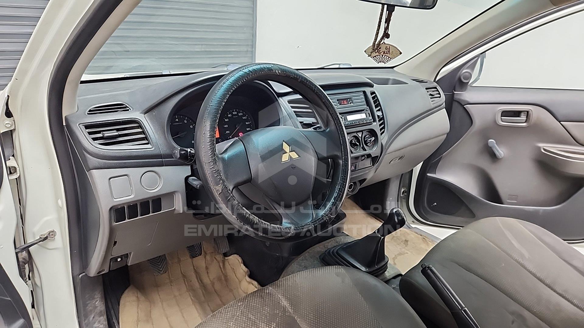 2016 MITSUBISHI L 200 VIN: MMBENKJ40GH046627