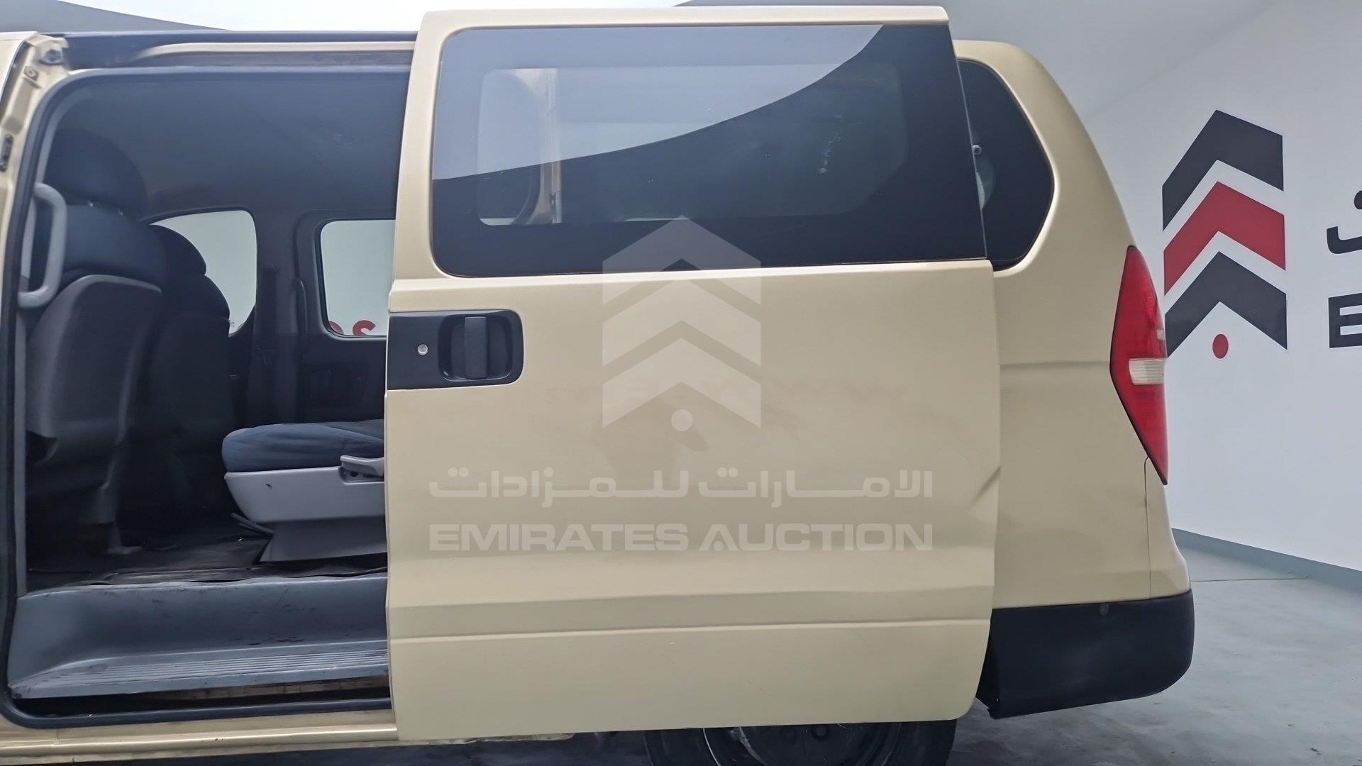 KMHWG81R1CU430694 - 2012 Hyundai H1 - #504560