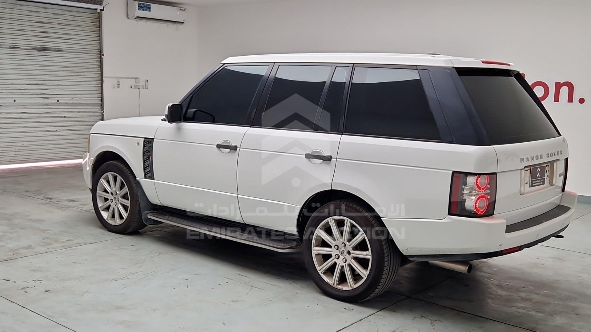 2011 RANGE ROVER VOGUE VIN: SALLMEME4BA337190
