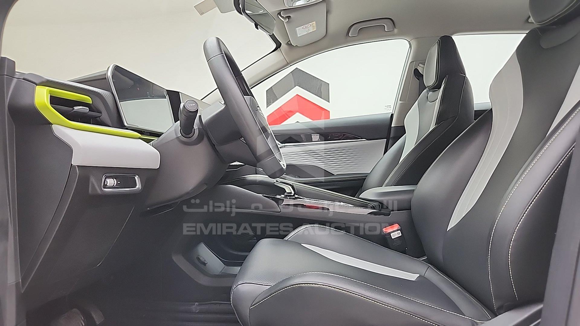 2024 GEELY COOLRAY VIN: LB3762KZ4RX505411