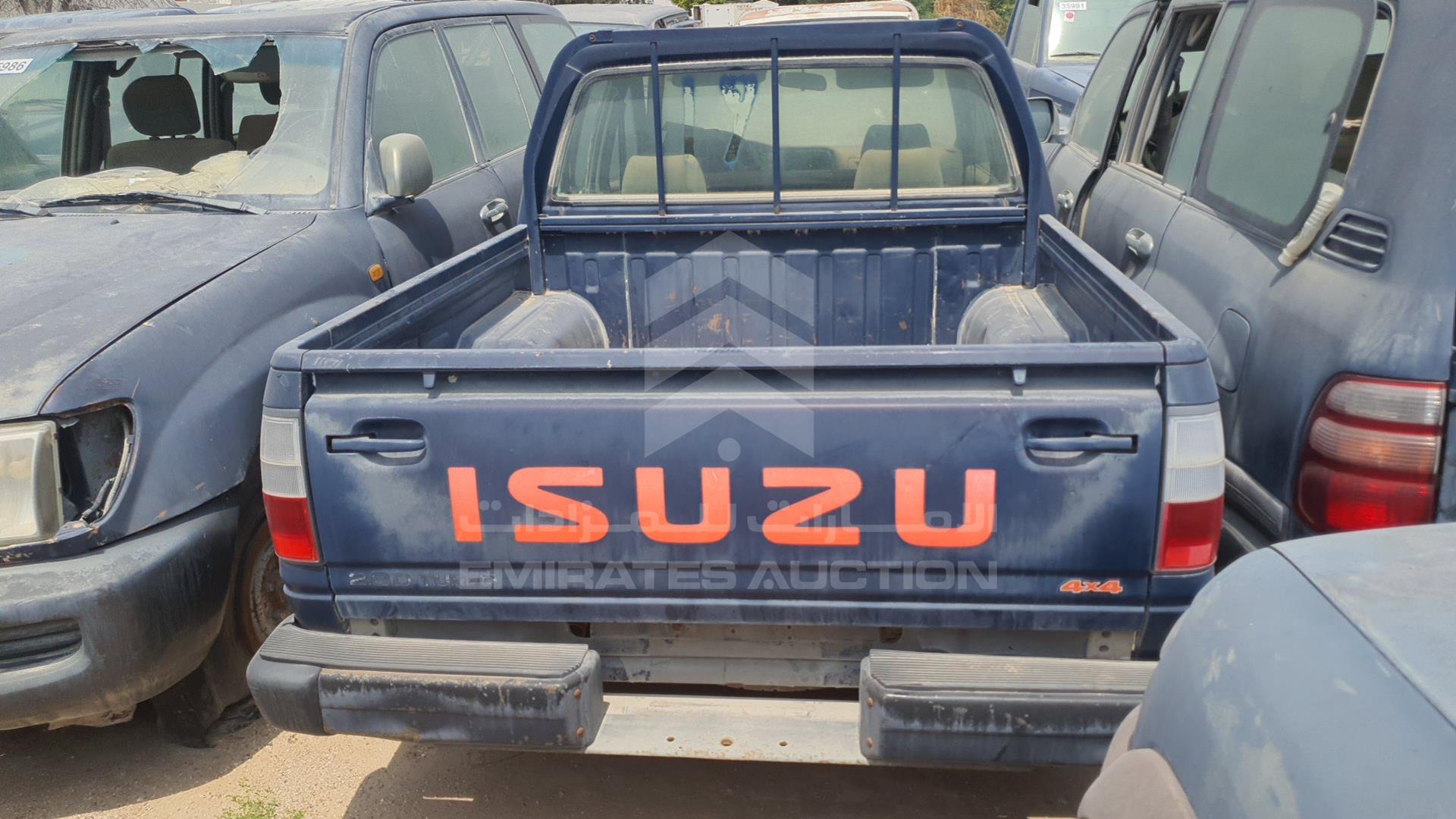 2002 ISUZU PICK UP VIN: JAADR33F327F06919